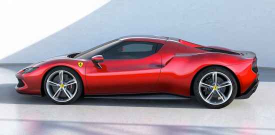 Ferrari 296 GTB, ora il cavallino gira con sei cilindri. Arriva la prima Ibrida plug-in di Ferrari con 830 cv